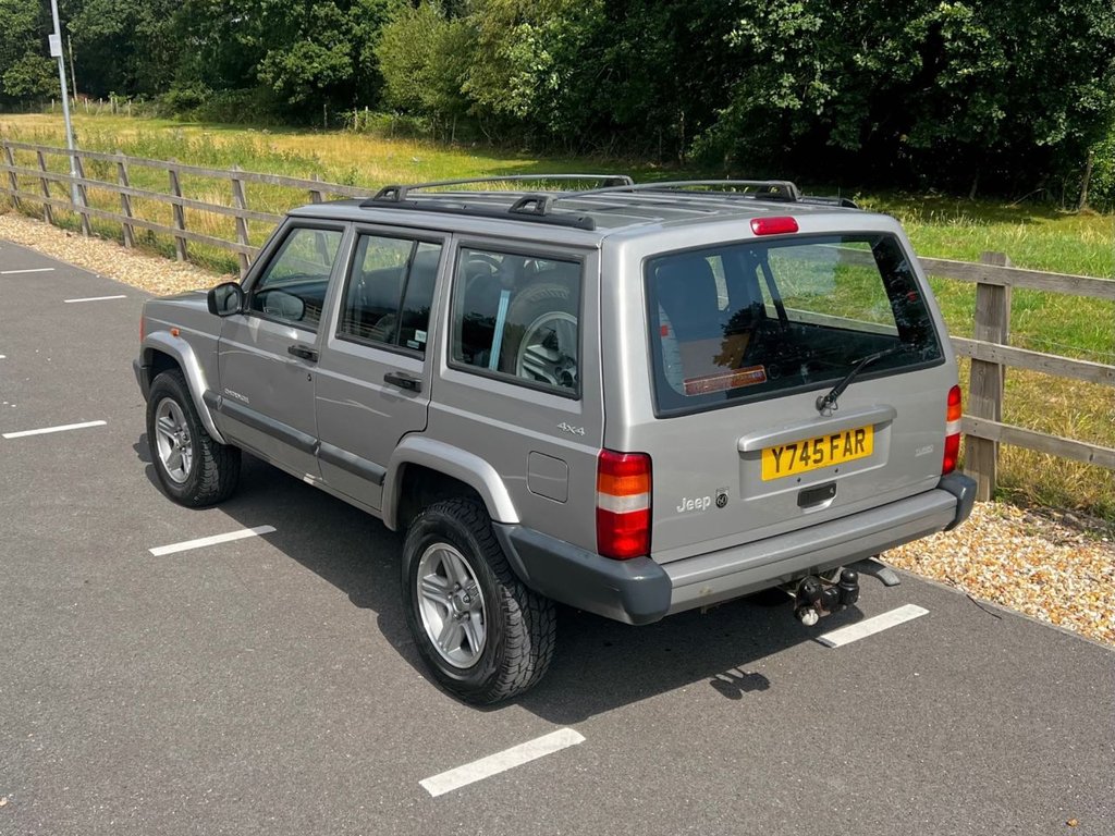 USED 2001 Y JEEP CHEROKEE 60TH ANNIVERSARY XJ // 2.5TD // 5d // 114 BHP // px swap 