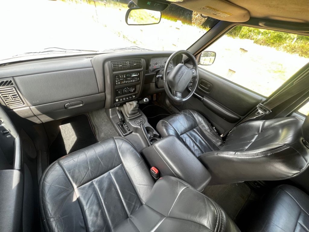 USED 2001 Y JEEP CHEROKEE 60TH ANNIVERSARY XJ // 2.5TD // 5d // 114 BHP // px swap 