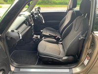 USED 2013 T MINI CLUBMAN 1.6 COOPER D 5d 112 BHP 'PART EXCHANGE TO CLEAR'  2013 MINI COOPER CLUBMAN 1.6 DIESEL 5DR ESTATE CAR - 12 MONTHS FULL MOT - BOTH ORIGINAL KEYS - 3 0WNERS - HPI CLEAR - GREAT VALUE  AND FANTASTIC ECONOMY.