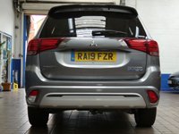 USED 2019 19 MITSUBISHI OUTLANDER 2.4 PHEV JURO 5d 207 BHP APP SAT NAV REAR CAMERA VAT Q