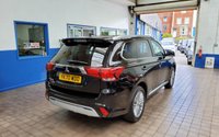 USED 2020 70 MITSUBISHI OUTLANDER 2.4 PHEV DESIGN 5d 222 BHP APP BASED SAT NAV REAR CAMERA VAT Q 1 OWNER MITSUBISHI WARRANTY TILL SEPT 2025