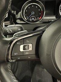 USED 2016 16 VOLKSWAGEN GOLF 2.0 R DSG 5d 298 BHP Sensational 2.0 R DSG 298 BHP 11 VW Dealer Service stamps , invoices , Ceramic Paint protection, Striking Deep Pearl Black