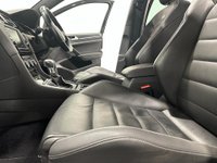 USED 2016 16 VOLKSWAGEN GOLF 2.0 R DSG 5d 298 BHP Sensational 2.0 R DSG 298 BHP 11 VW Dealer Service stamps , invoices , Ceramic Paint protection, Striking Deep Pearl Black