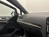 USED 2016 16 VOLKSWAGEN GOLF 2.0 R DSG 5d 298 BHP Sensational 2.0 R DSG 298 BHP 11 VW Dealer Service stamps , invoices , Ceramic Paint protection, Striking Deep Pearl Black