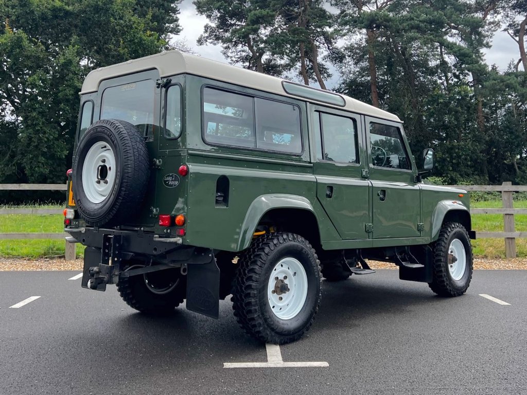 USED 1986 C LAND ROVER DEFENDER 110 3500 V8 // SW // 5d // 4x4 // EXPORT //  px swap  