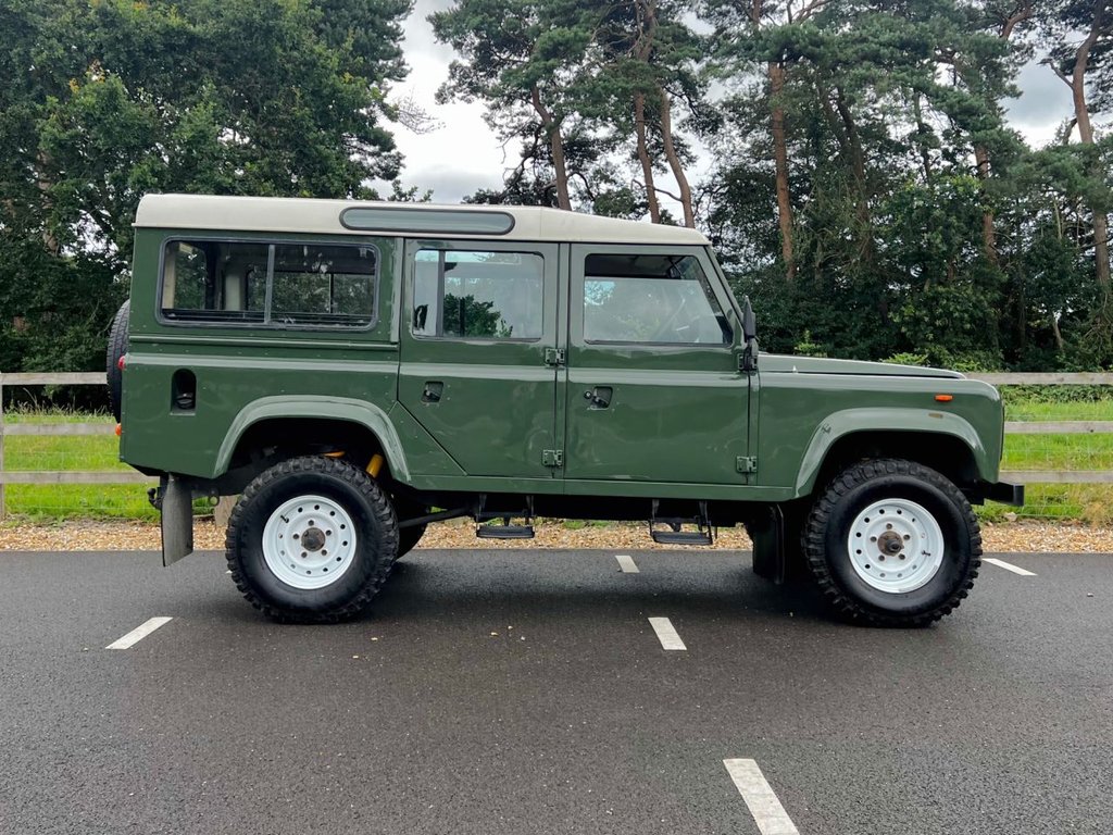 USED 1986 C LAND ROVER DEFENDER 110 3500 V8 // SW // 5d // 4x4 // EXPORT //  px swap  