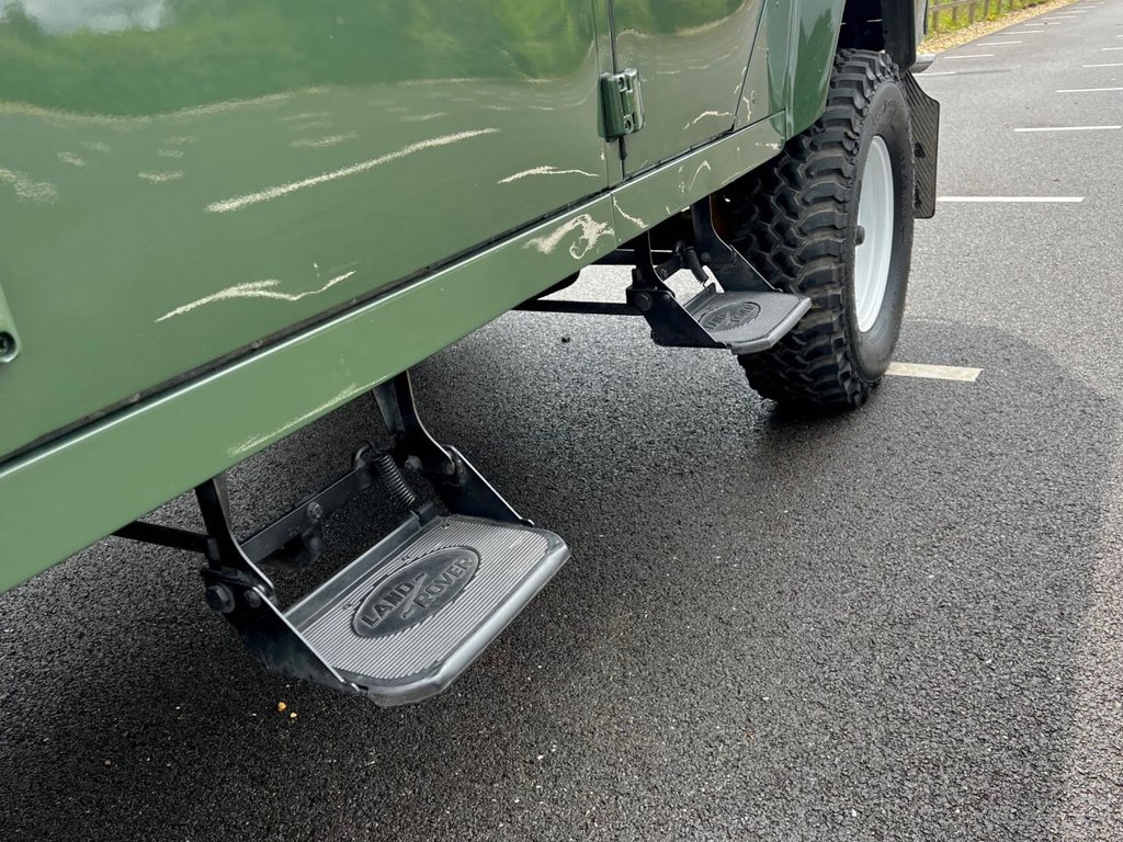 USED 1986 C LAND ROVER DEFENDER 110 3500 V8 // SW // 5d // 4x4 // EXPORT //  px swap  