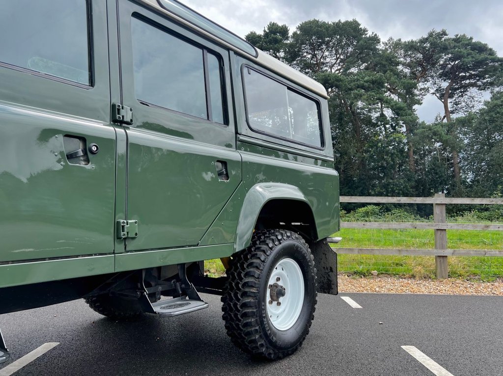 USED 1986 C LAND ROVER DEFENDER 110 3500 V8 // SW // 5d // 4x4 // EXPORT //  px swap  