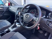 USED 2013 63 VOLKSWAGEN GOLF 1.4 GT TSI ACT BLUEMOTION TECHNOLOGY DSG 5d 138 BHP NAV + SENSORS + BLUETOOTH