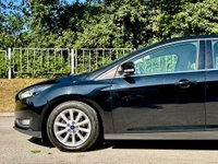 USED 2017 17 FORD FOCUS 1.0 TITANIUM 5d 124 BHP 2 REMOTE KEYS + SAT NAV + BLUETOOTH