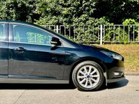USED 2017 17 FORD FOCUS 1.0 TITANIUM 5d 124 BHP 2 REMOTE KEYS + SAT NAV + BLUETOOTH