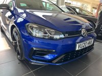 USED 2020 20 VOLKSWAGEN GOLF 2.0 R TSI 4MOTION DSG 5d 296 BHP APPLE CARPLAY / ANDROID AUTO - BLUETOOTH HANDSFREE - SAT NAV - USB PORTS - 18" ALLOY WHEELS - TONTED WINDOWS - DESIRABLE LAPIZ BLUE METALLIC PAINT - ADAPTIVE CRUISE CONTROL - CLIMATE CONTROL -