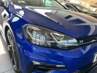 USED 2020 20 VOLKSWAGEN GOLF 2.0 R TSI 4MOTION DSG 5d 296 BHP APPLE CARPLAY / ANDROID AUTO - BLUETOOTH HANDSFREE - SAT NAV - USB PORTS - 18" ALLOY WHEELS - TONTED WINDOWS - DESIRABLE LAPIZ BLUE METALLIC PAINT - ADAPTIVE CRUISE CONTROL - CLIMATE CONTROL -