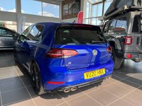 USED 2020 20 VOLKSWAGEN GOLF 2.0 R TSI 4MOTION DSG 5d 296 BHP APPLE CARPLAY / ANDROID AUTO - BLUETOOTH HANDSFREE - SAT NAV - USB PORTS - 18" ALLOY WHEELS - TONTED WINDOWS - DESIRABLE LAPIZ BLUE METALLIC PAINT - ADAPTIVE CRUISE CONTROL - CLIMATE CONTROL -