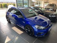 USED 2020 20 VOLKSWAGEN GOLF 2.0 R TSI 4MOTION DSG 5d 296 BHP APPLE CARPLAY / ANDROID AUTO - BLUETOOTH HANDSFREE - SAT NAV - USB PORTS - 18" ALLOY WHEELS - TONTED WINDOWS - DESIRABLE LAPIZ BLUE METALLIC PAINT - ADAPTIVE CRUISE CONTROL - CLIMATE CONTROL -