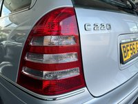 USED 2006 56 MERCEDES-BENZ C-CLASS 2.1 C220 CDI AVANTGARDE SE 5d 148 BHP CLIMATE CONTROL