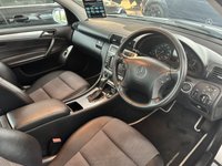 USED 2006 56 MERCEDES-BENZ C-CLASS 2.1 C220 CDI AVANTGARDE SE 5d 148 BHP CLIMATE CONTROL