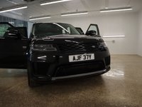 USED 2019 69 LAND ROVER RANGE ROVER SPORT 2.0 HSE 5d 399 BHP GREAT VALUE AS &pound;73,885 IF NEW 1 PREVIOUS OWNER LOW MILES FACTORY EXTRA