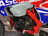 USED 2018 68 GAS GAS EC300 RACING, 6 DAYS EDITION - BUY ONLINE 24 HRS A DAY - FINANCE AVAILABLE - ALL TYPES OF CREDIT ACCEPTED LOW MILEAGE