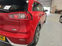 USED 2017 66 KIA NIRO 1.6 2 5d 104 BHP Hybrid Zero Road Tax