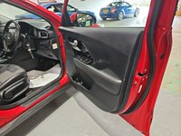 USED 2017 66 KIA NIRO 1.6 2 5d 104 BHP Hybrid Zero Road Tax