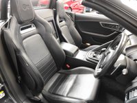 USED 2017 17 JAGUAR F-TYPE 5.0 V8 R AWD 2d 543 BHP 