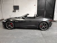 USED 2017 17 JAGUAR F-TYPE 5.0 V8 R AWD 2d 543 BHP 