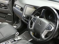 USED 2020 20 MITSUBISHI OUTLANDER 2.4 PHEV DYNAMIC SAFETY 5d 222 BHP APP BASED SAT NAV LEATHER CAMERA PARKING SENSORS 1 OWNER MITSUBISHI WARRANTY TILL MARCH 2025