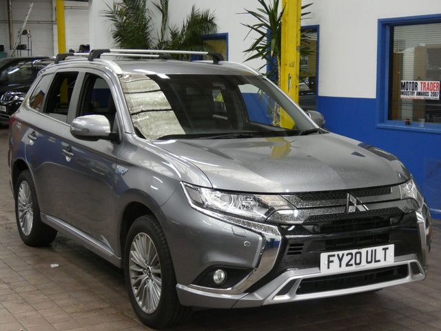 2020 20 Mitsubishi Outlander 2.4 PHEV DYNAMIC SAFETY 5d 222 BHP