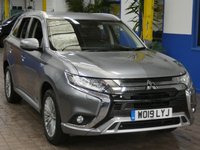 USED 2019 19 MITSUBISHI OUTLANDER 2.4 PHEV JURO 5d 207 BHP APP BASED SAT NAV REAR CAMERA VAT Q 1 OWNER MITSUBISHI WARRANTY TILL JUNE 2024