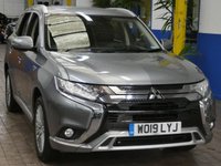 USED 2019 19 MITSUBISHI OUTLANDER 2.4 PHEV JURO 5d 207 BHP APP BASED SAT NAV REAR CAMERA VAT Q 1 OWNER MITSUBISHI WARRANTY TILL JUNE 2024