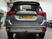 USED 2019 19 MITSUBISHI OUTLANDER 2.4 PHEV JURO 5d 207 BHP APP BASED SAT NAV REAR CAMERA VAT Q 1 OWNER MITSUBISHI WARRANTY TILL JUNE 2024