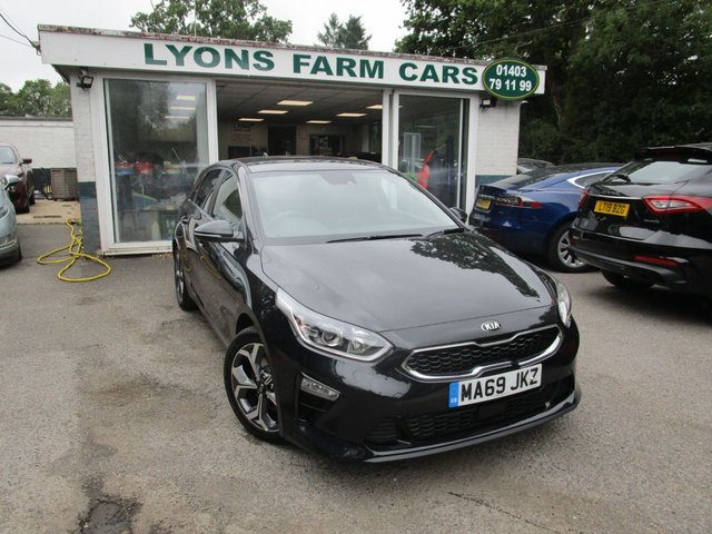 2019 69 Kia Ceed 1.4 3 ISG 5d 139 BHP