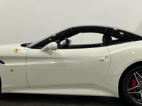 USED 2015 15 FERRARI CALIFORNIA 3.9 DD 2d 560 BHP Complete Ferrari Service Record , Hosting a Sensational Specification ,