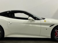 USED 2015 15 FERRARI CALIFORNIA 3.9 DD 2d 560 BHP Complete Ferrari Service Record , Hosting a Sensational Specification ,