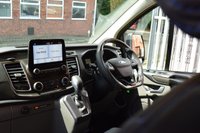 USED 2022 22 FORD TRANSIT CUSTOM 320 LIMITED DCIV ECOBLUE 183 BHP MOTION R / REAR LEATHER SEATS