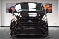 USED 2022 22 FORD TRANSIT CUSTOM 320 LIMITED DCIV ECOBLUE 183 BHP MOTION R / REAR LEATHER SEATS