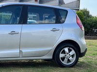 USED 2010 10 RENAULT SCENIC 1.5 DYNAMIQUE TOMTOM DCI 5d 105 BHP 