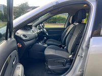 USED 2010 10 RENAULT SCENIC 1.5 DYNAMIQUE TOMTOM DCI 5d 105 BHP 