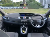 USED 2010 10 RENAULT SCENIC 1.5 DYNAMIQUE TOMTOM DCI 5d 105 BHP 