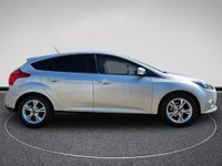 USED 2013 13 FORD FOCUS 1.6 ZETEC 5d 104 BHP FORD FOCUS 1.6 ZETEC 5d 104 BHP