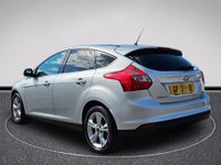 USED 2013 13 FORD FOCUS 1.6 ZETEC 5d 104 BHP FORD FOCUS 1.6 ZETEC 5d 104 BHP