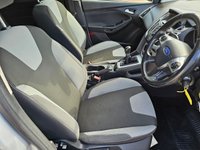 USED 2013 13 FORD FOCUS 1.6 ZETEC 5d 104 BHP FORD FOCUS 1.6 ZETEC 5d 104 BHP