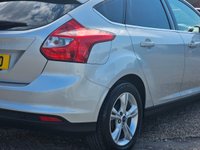 USED 2013 13 FORD FOCUS 1.6 ZETEC 5d 104 BHP FORD FOCUS 1.6 ZETEC 5d 104 BHP