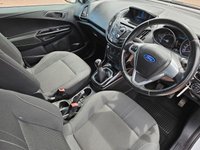 USED 2013 13 FORD B-MAX 1.0 ZETEC 5d 100 BHP FORD B-MAX 1.0 ZETEC 5d 100 BHP