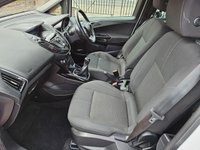 USED 2013 13 FORD B-MAX 1.0 ZETEC 5d 100 BHP FORD B-MAX 1.0 ZETEC 5d 100 BHP
