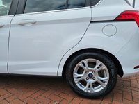 USED 2013 13 FORD B-MAX 1.0 ZETEC 5d 100 BHP FORD B-MAX 1.0 ZETEC 5d 100 BHP