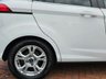 USED 2013 13 FORD B-MAX 1.0 ZETEC 5d 100 BHP FORD B-MAX 1.0 ZETEC 5d 100 BHP