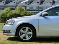 USED 2011 61 VOLKSWAGEN PASSAT 2.0 SE TDI BLUEMOTION TECHNOLOGY 5d 139 BHP 