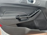 USED 2014 64 FORD FIESTA 1.0 ZETEC 5d 99 BHP FORD FIESTA 1.0 ZETEC 5d 99 BHP
